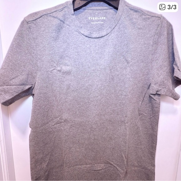 Everlane Charcoal Tee - Picture 1 of 2